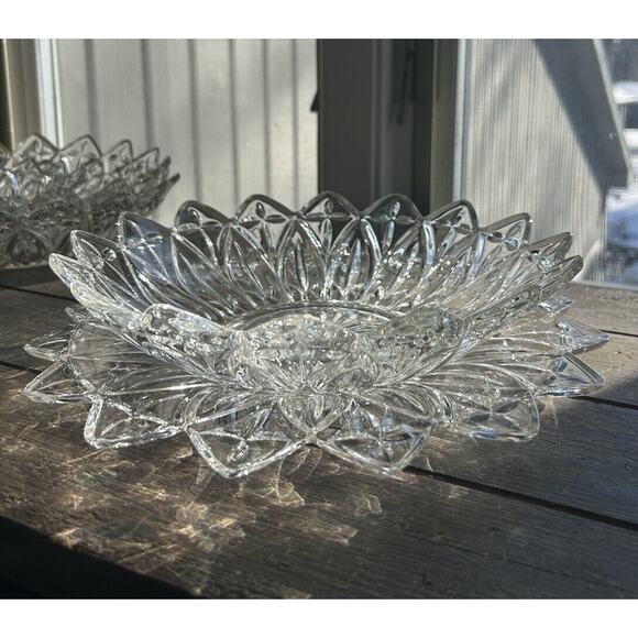 Vintage Federal Glass Petal Pattern Clear Glass Serving Bowl & Platter Flower - Picture 2 of 16